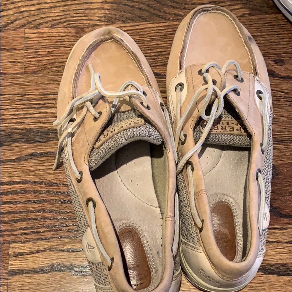 Sperry slip on